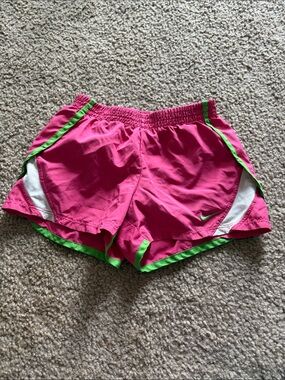 B49 6X Nike Hot Pink Athletic Shorts with Lime Trim